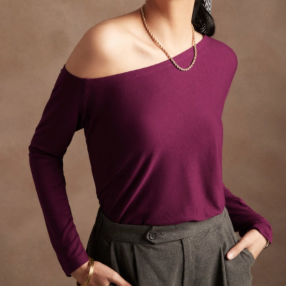 SPRSL  Rayon One-Shoulder Top